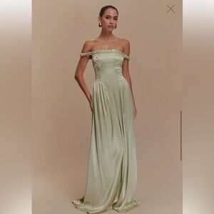 Meshki Coco
Dropped Waist Maxi Dress - Sage